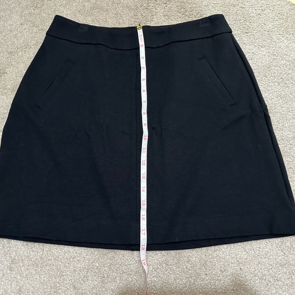 🌻2/$10 Cabi #3583 AGENCY Black Thick Knit Stretch Ponte A Line Mini Skirt - Picture 3 of 7
